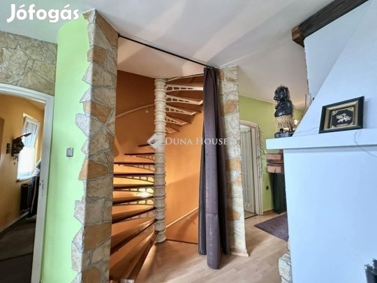 Eladó 349 nm-es ház Sülysáp