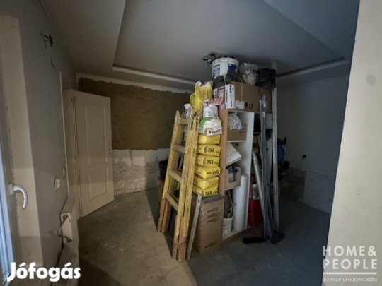 Eladó 36 nm-es Felújítandó tégla lakás Szeged