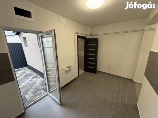 Eladó 36 nm-es Felújított Házrész Gyula