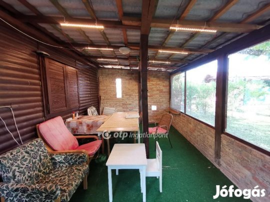 Eladó 36 nm-es ház Ráckeve