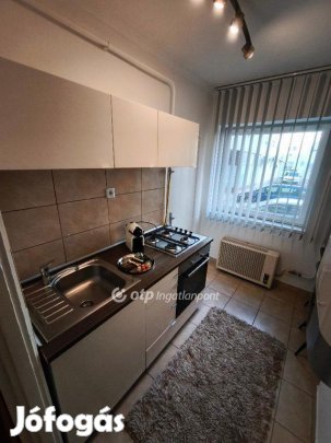 Eladó 36 nm-es lakás Miskolc
