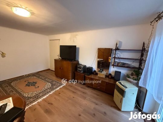 Eladó 36 nm-es lakás Nyíregyháza
