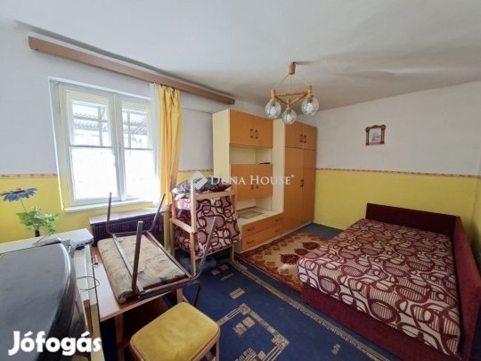 Eladó 37 nm-es ház Sülysáp