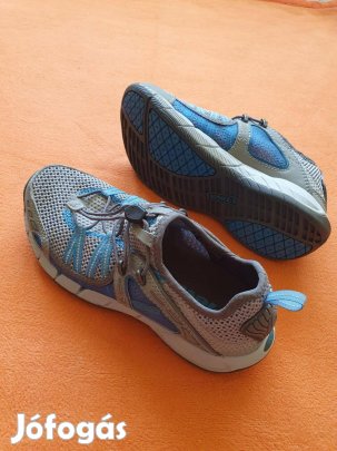 Eladó 38-as vadonatúj Teva Churn (4172) női túra- és vízi cipő