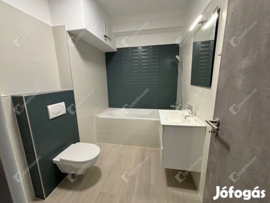 Eladó 38 nm-es lakás Tatabánya