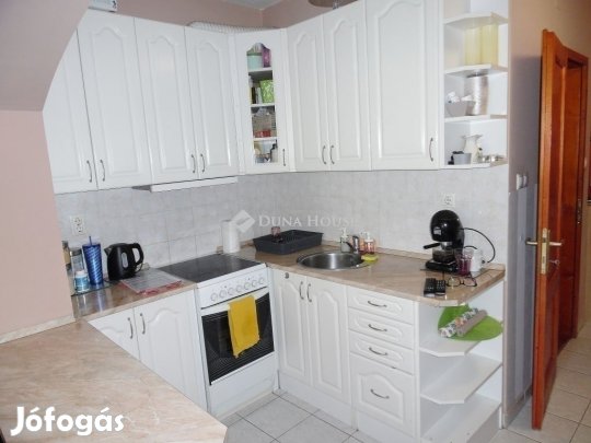 Eladó 39 nm-es lakás Debrecen