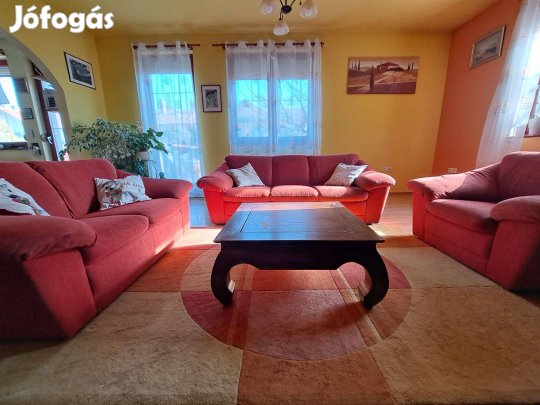 Eladó 3-2-1 részes ülőgarnitúra használt, normál állapot, XI. ker