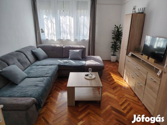 Eladó 3.5 szobás földszinti ingatlan