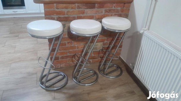 Eladó 3 db bárszék