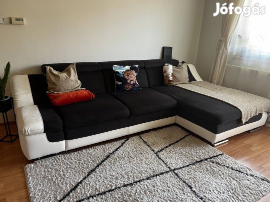 Eladó 3 méteres szürke kanapé kedvező áron