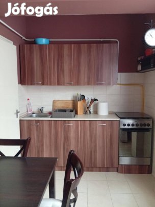 Eladó 40 m-es, 1 szobás lakás Kecskemét, Daróczi köz