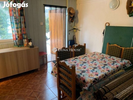 Eladó 40 nm-es ház Velence