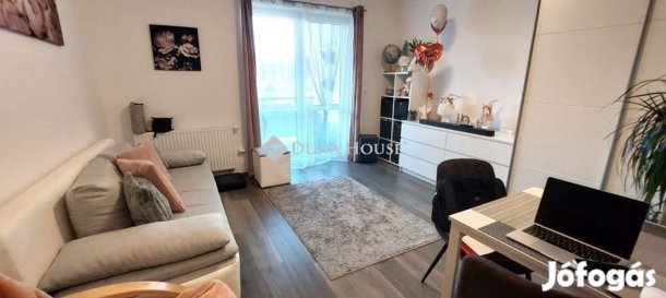 Eladó 40 nm-es lakás Szombathely