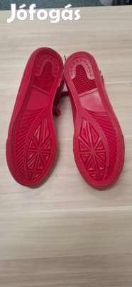 Eladó 41.-es rózsaszín magassszárú tornacipő (női)