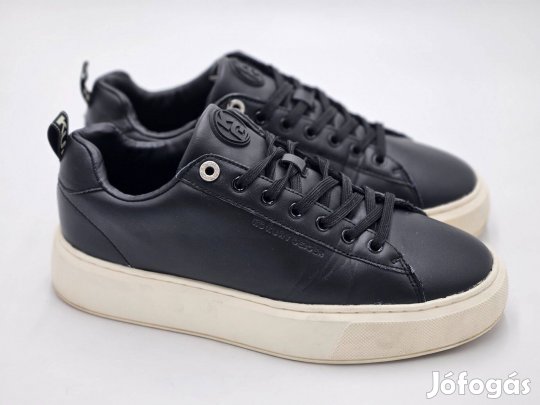 Eladó 41-es Kurt Geiger cipő