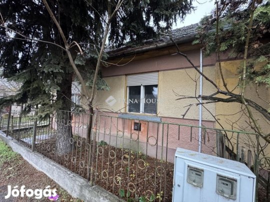 Eladó 41 nm-es ház Kecskemét