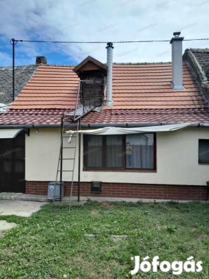 Eladó 41 nm-es ház Kecskemét