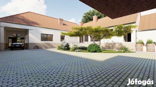 Eladó 420 nm-es ház Kecskemét