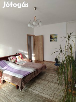 Eladó 42 m2 földszinti tégla lakás Veszprém Egyetemi városrészben