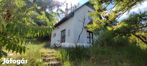 Eladó 42 nm-es ház Szekszárd