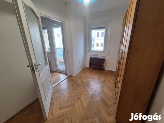 Eladó 42 nm-es tégla lakás Hódmezővásárhely Bethlen István utca