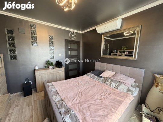 Eladó 43 nm-es lakás Debrecen