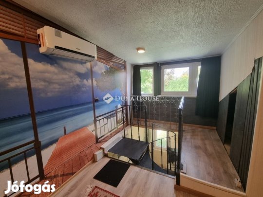 Eladó 48 nm-es lakás Gárdony