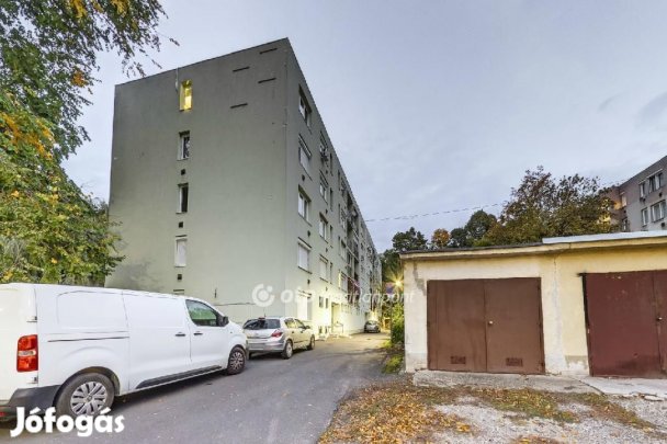 Eladó 48 nm-es lakás Miskolc