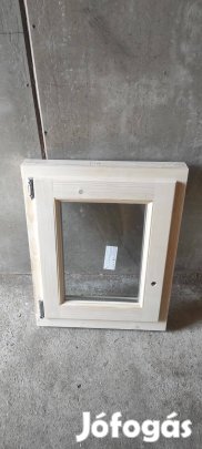 Eladó 48x58 BNY új fa ablak