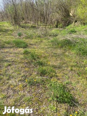 Eladó 4973 nm-es telek Zalabér