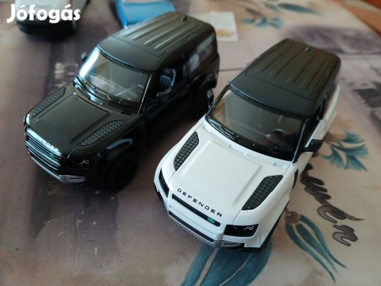 Eladó 49. Fém Kisautó Land Rover Defender Új Termék :