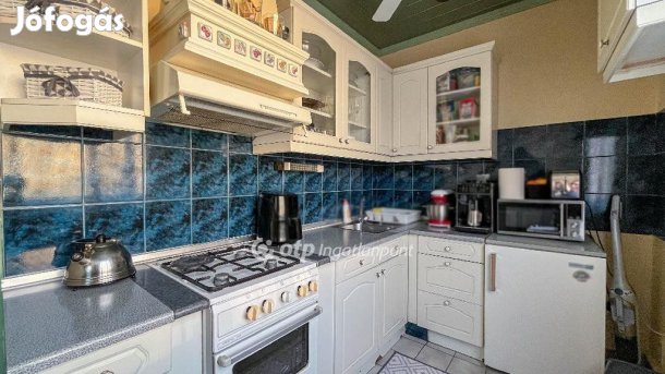 Eladó 49 nm-es lakás Győr