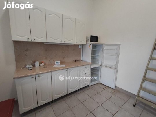 Eladó 49 nm-es lakás Szeged