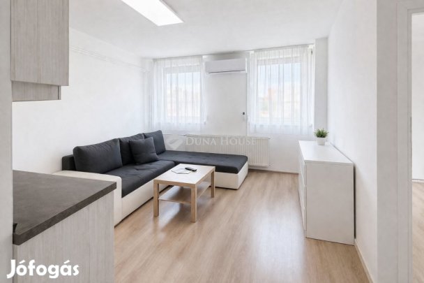 Eladó 49 nm-es lakás Szeged