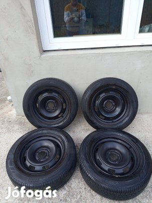Eladó 4 db komplett kerék (acélfelni + Bridgestone nyári gumi)
