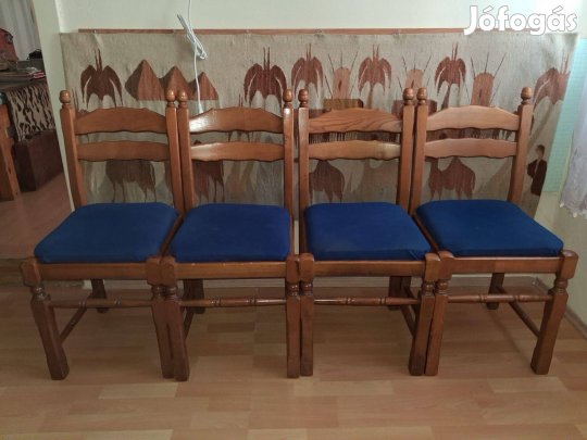Eladó 4 db tölgyfa szék