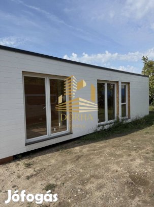 Eladó 4 évszakos mobilház (0010)