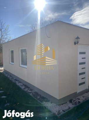 Eladó 4 évszakos mobilház (0022)