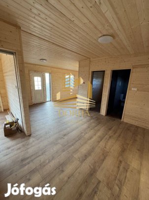 Eladó 4 évszakos mobilház (0044)