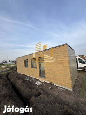 Eladó 4 évszakos mobilház (0087)