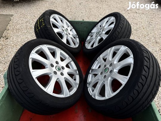 Eladó 4db 17-es Könnyufém Felnire Szerelt 225/45 R17 Gumi Garnitúra 