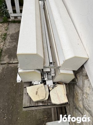 Eladó 4db redőny!