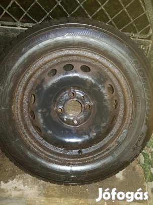 Eladó 4db téli és nyári Fiat kerék 14-es