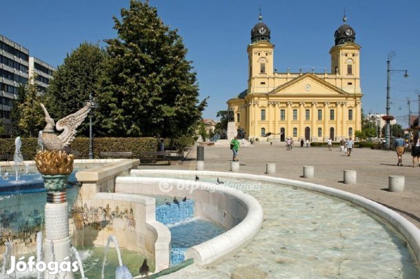 Eladó 50 nm-es lakás Debrecen