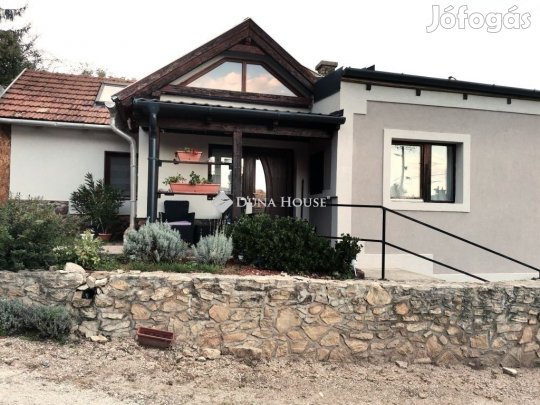 Eladó 51 nm-es ház Balatonalmádi
