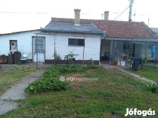 Eladó 51 nm-es ház Hajdúböszörmény