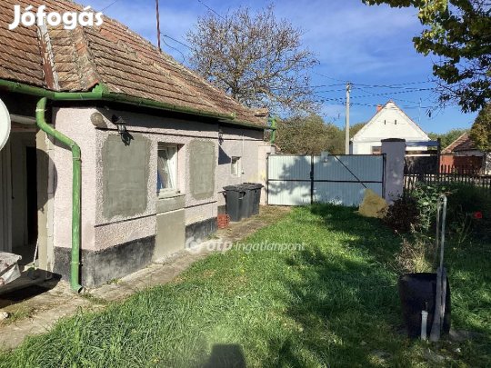 Eladó 51 nm-es ház Vid