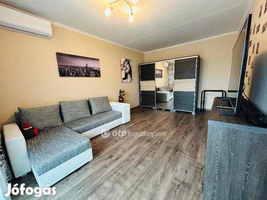 Eladó 51 nm-es lakás Debrecen
