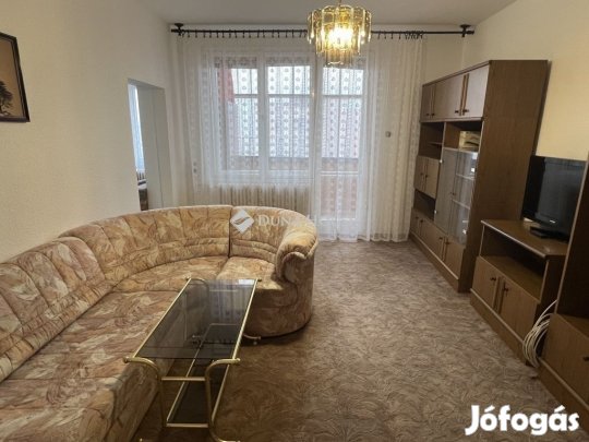 Eladó 51 nm-es lakás Dunaújváros