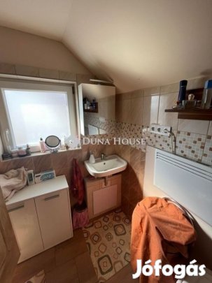 Eladó 51 nm-es lakás Pécs